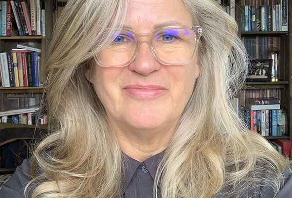 Sarah, 48